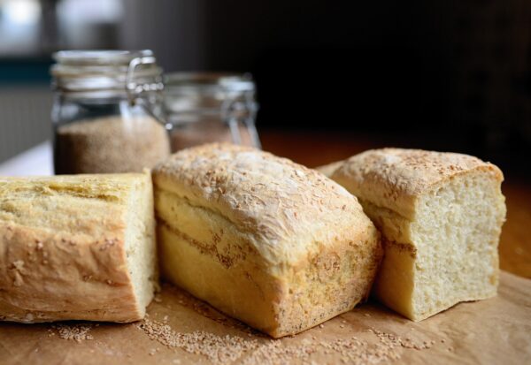 bread, loaf, white bread-4642686.jpg